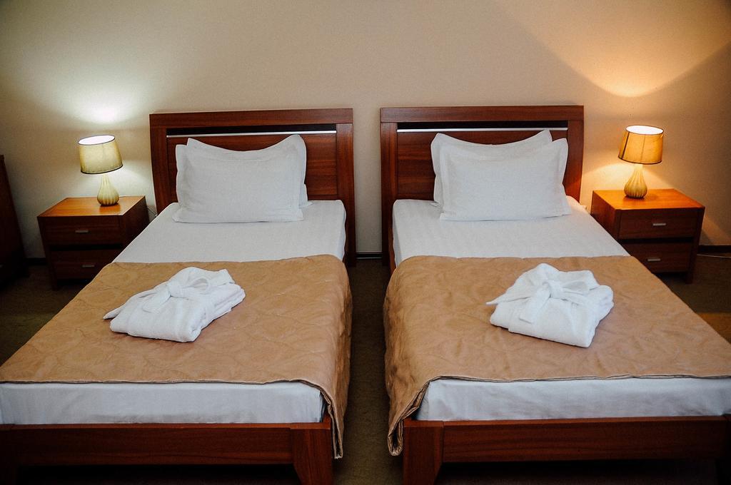Dostyk Hotel Shymkent Eksteriør billede