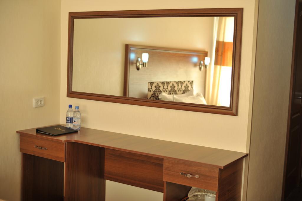 Dostyk Hotel Shymkent Eksteriør billede