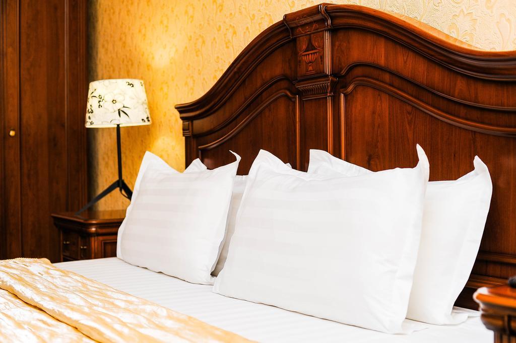 Dostyk Hotel Shymkent Eksteriør billede