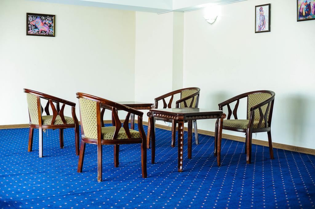 Dostyk Hotel Shymkent Eksteriør billede