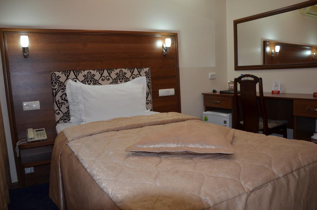 Dostyk Hotel Shymkent Eksteriør billede