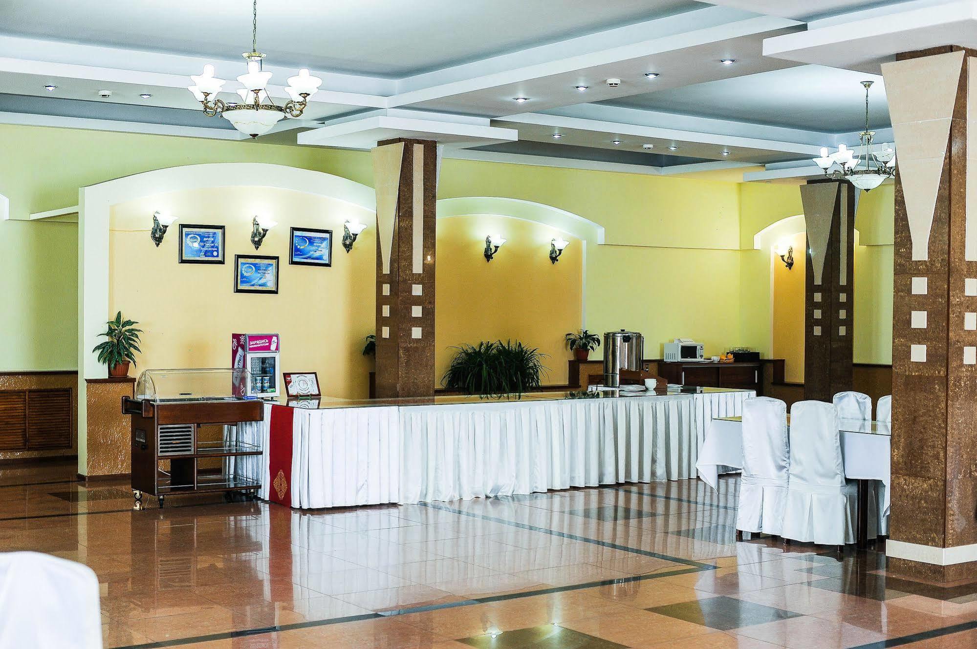 Dostyk Hotel Shymkent Eksteriør billede