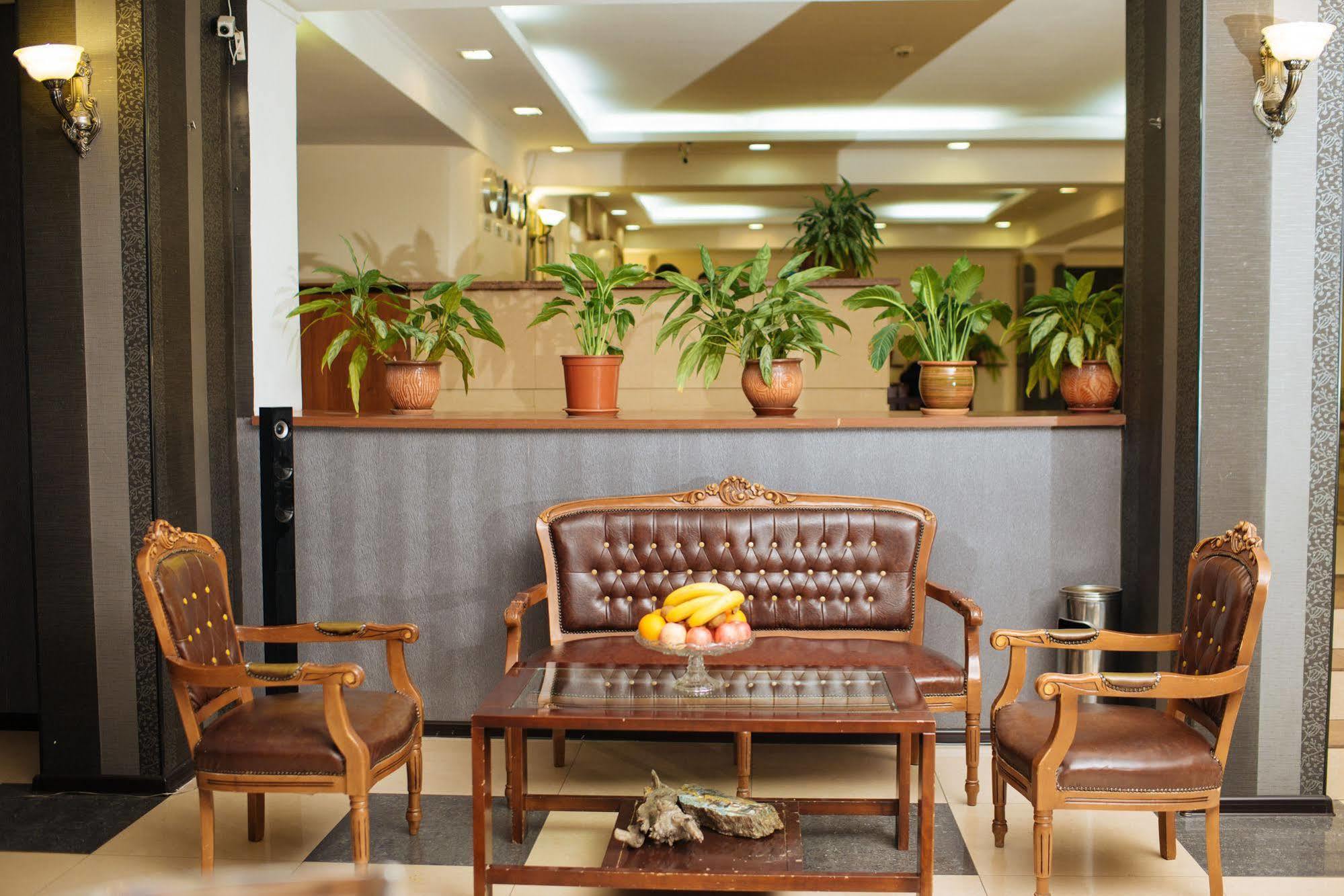 Dostyk Hotel Shymkent Eksteriør billede